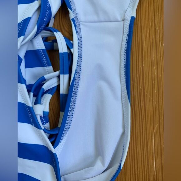 Cupshe Blue Striped Bikini Bottom - Picture 6 of 6